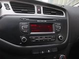 Kia Ceed (2013) Silver 1.6 GDI, Serv.kniha - náhled 12