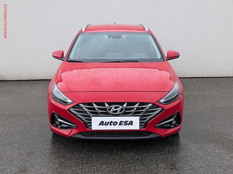 Hyundai i30 (2020) 1.5 T-GDi, 1.maj,ČR, servis - fotka 2 z 16