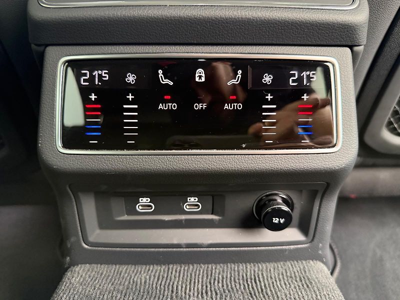 Audi A6 Allroad (2025) 50 TDI - fotka 18 z 37