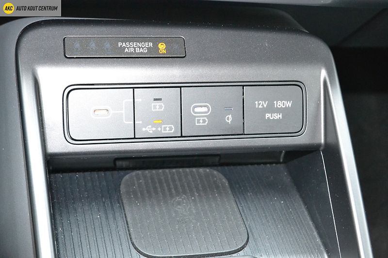 Hyundai Kona 1.0T-GDI DCT STYLE ECO TT - fotka 25 z 54