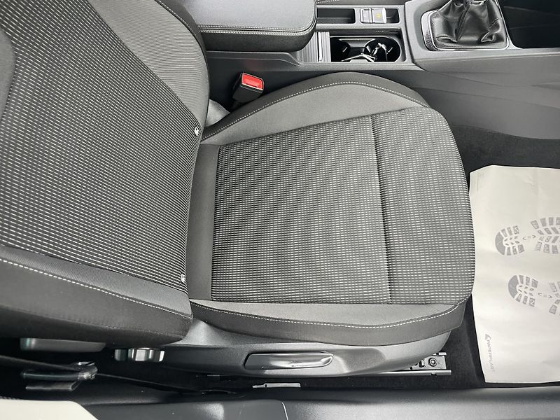 Škoda Octavia 2.0TDi 115PS LED VIRT NAVI DPH - fotka 152 z 189