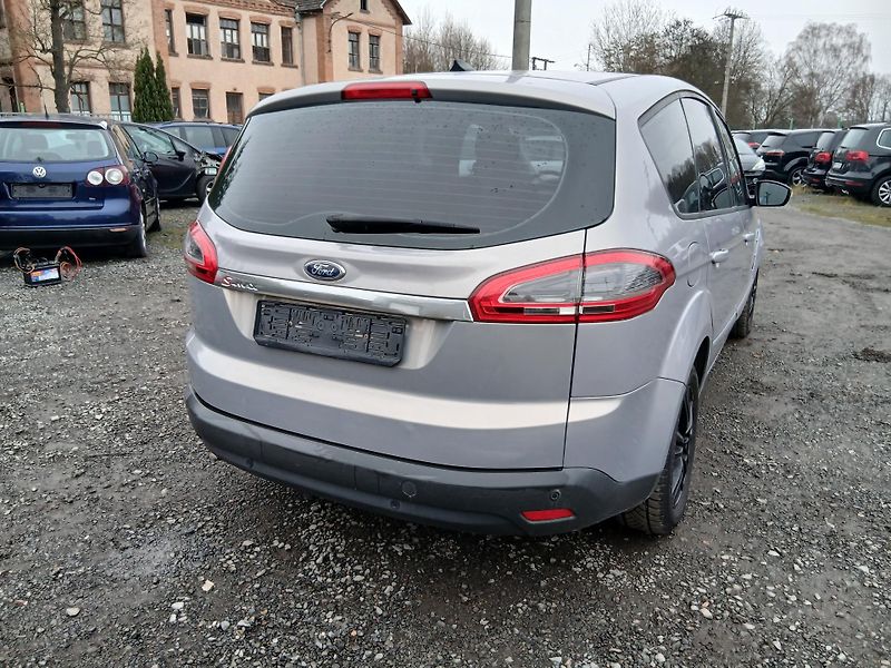 Ford S-MAX 2.0 TDCI, AUTOMAT - fotka 26 z 32