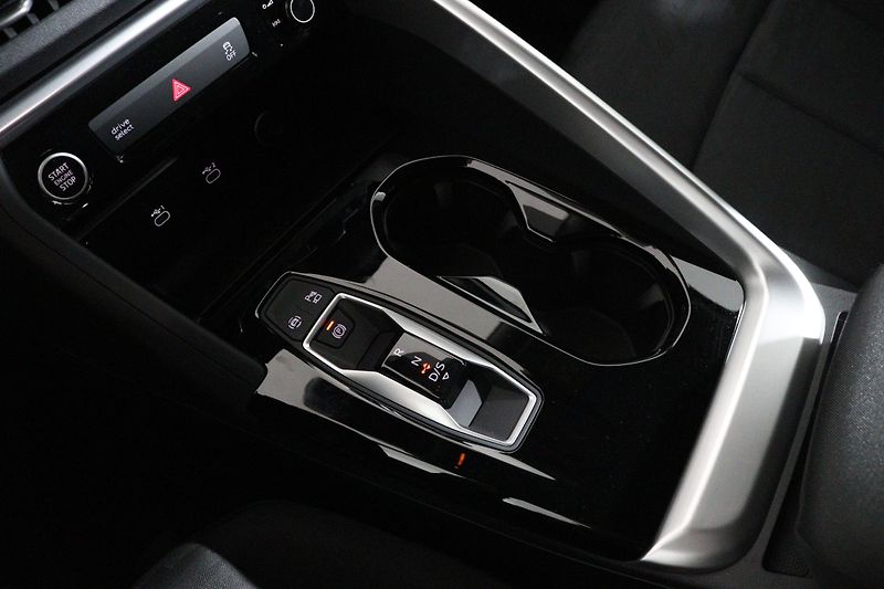 Audi Q5 Q5 TFSI 150KW QUATTRO - fotka 20 z 26