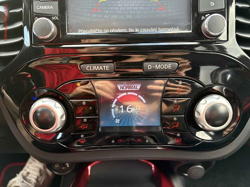 Nissan Juke (2014) 1.6 DiG-T 4x4, AT, navi - fotka 15 z 16