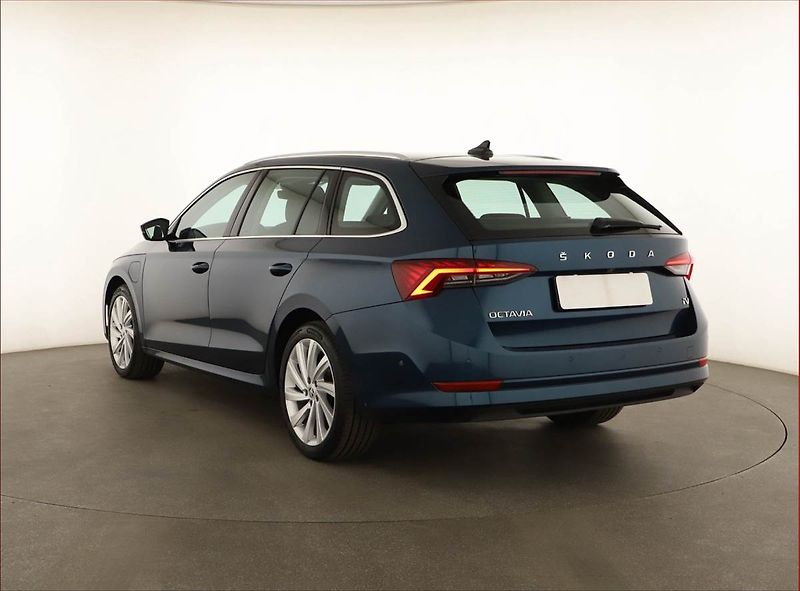 Škoda Octavia (2021) Style 1.4 TSI iV - fotka 4 z 20