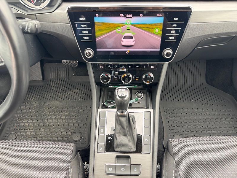 Škoda Superb (2021) STYLE 2.0TDI 147kW DSG 4x4 CZ - fotka 10 z 11