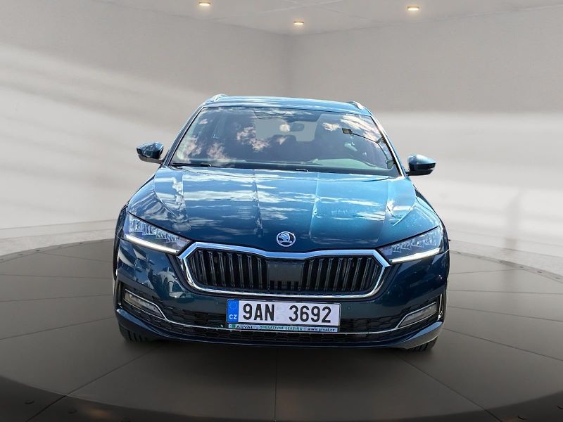 Škoda Octavia (2022) STYLE 1.5e-TEC 110kW DSG CZ - fotka 2 z 11
