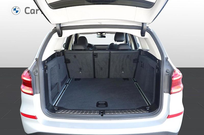 BMW X3 xDrive30i - fotka 7 z 21