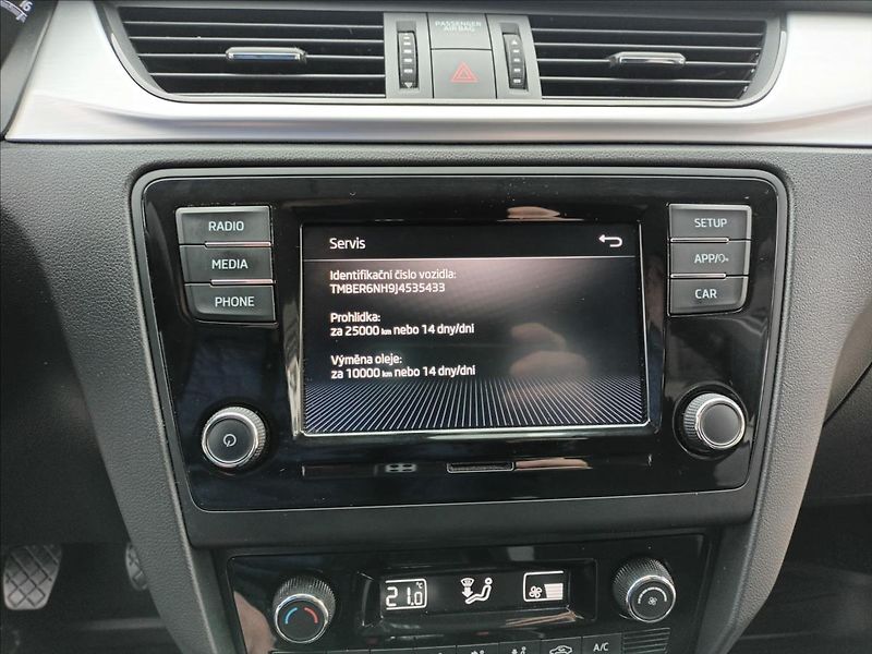 Škoda Rapid 1,0 TSI,81KW,DIGIKLIMA,TEMPOMA - fotka 31 z 36