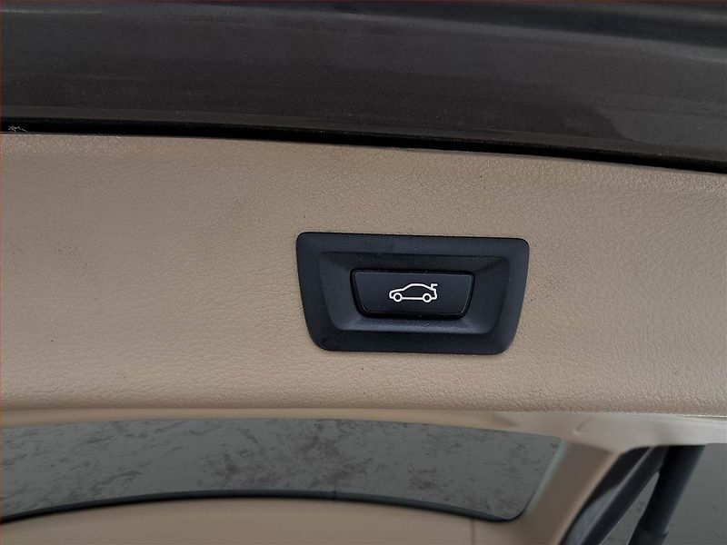 BMW X3 (2014) xDrive20d, 4X4, Automat, Kůže - fotka 16 z 21