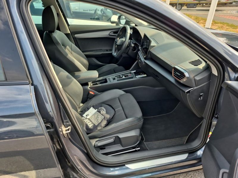 Cupra Formentor 1,5 TSi/110kW - DSG,LED,TZ,... - fotka 9 z 14
