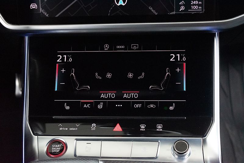 Audi RS 6 V8 4.0 TFSI 441kW QUATTRO - fotka 26 z 48