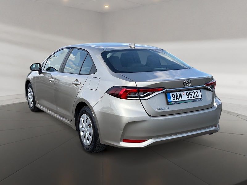 Toyota Corolla (2022) ACTIVE 1.5DF 92kW CZ DPH - fotka 4 z 11