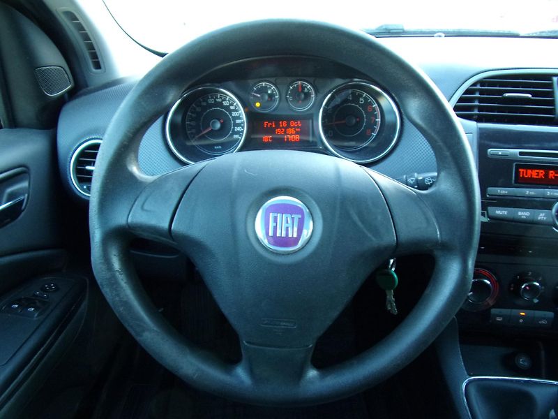 Fiat Bravo (2009) 1.4i 66kW PŮVOD ČR  2.MAJITEL  - fotka 12 z 18