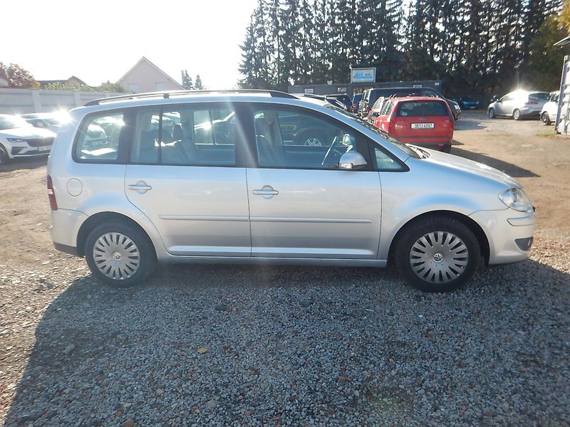 Volkswagen Touran 2.0 TDI, DIGIKLIMA - fotka 5 z 26