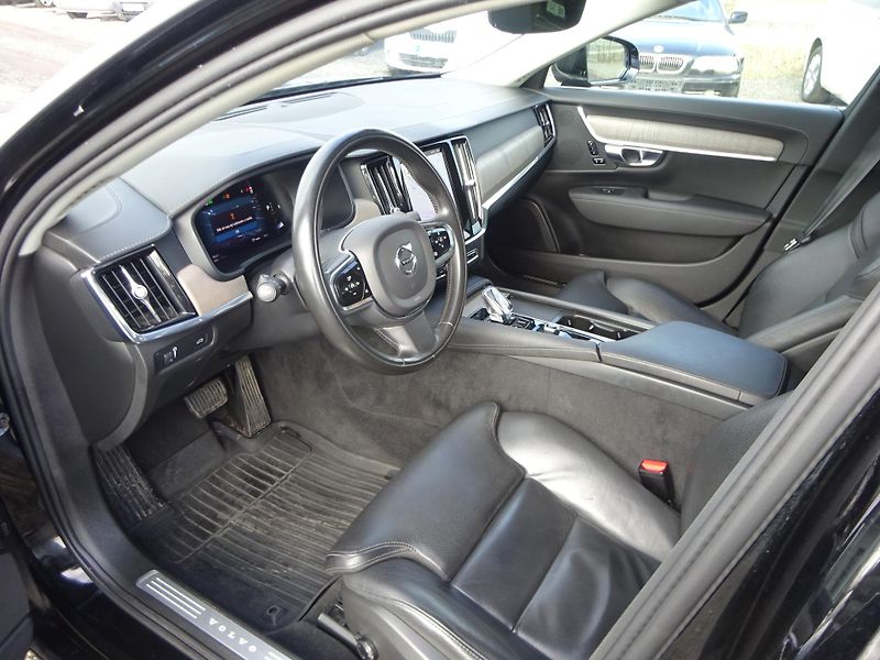 Volvo S90 AWD 173kW Inscription ČR DPH - fotka 4 z 33