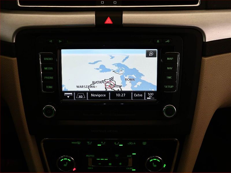Škoda Superb (2013) Elegance 2.0 TDI, 4X4 - fotka 21 z 21