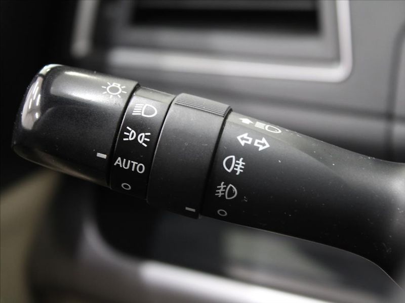 Subaru Outback 2,5 i 129kW 4WD Exclusice ČR - fotka 19 z 28