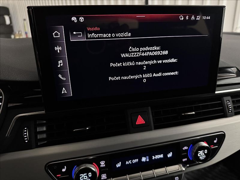 Audi A4 40TFSI Q S-LINE NEZ-TOP MATRIX - fotka 27 z 47