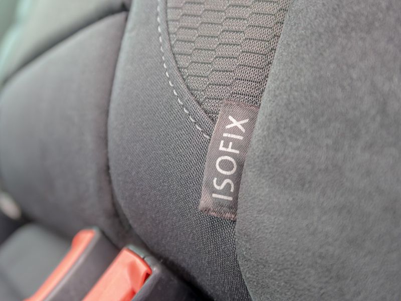 Volkswagen Golf (2010) 1.6TDI 77KW DSG – PO ROZVODECH - fotka 39 z 48