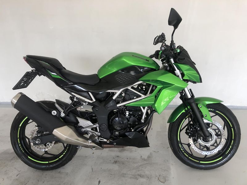 Kawasaki Z 125 ABS - fotka 1 z 18