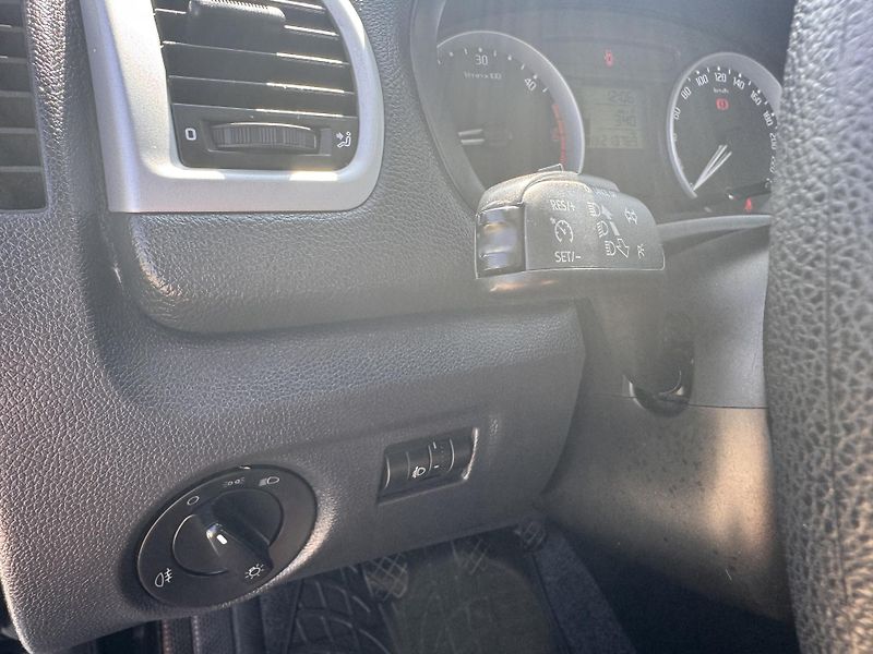 Škoda Fabia II 1.9TDI 77KW AMBITION - fotka 13 z 21