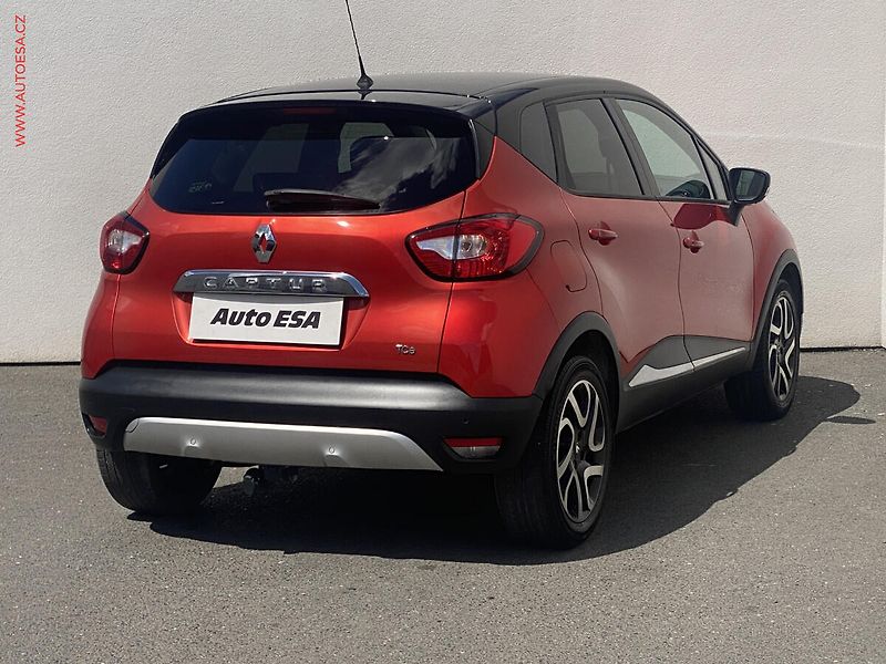 Renault Captur (2015) 0.9TCe, Helly Hansen - fotka 4 z 19