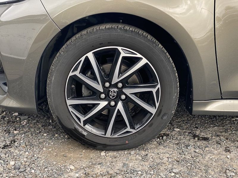 Toyota Yaris 1.5i, ČR-1m, StyleTech, záruka - fotka 10 z 16