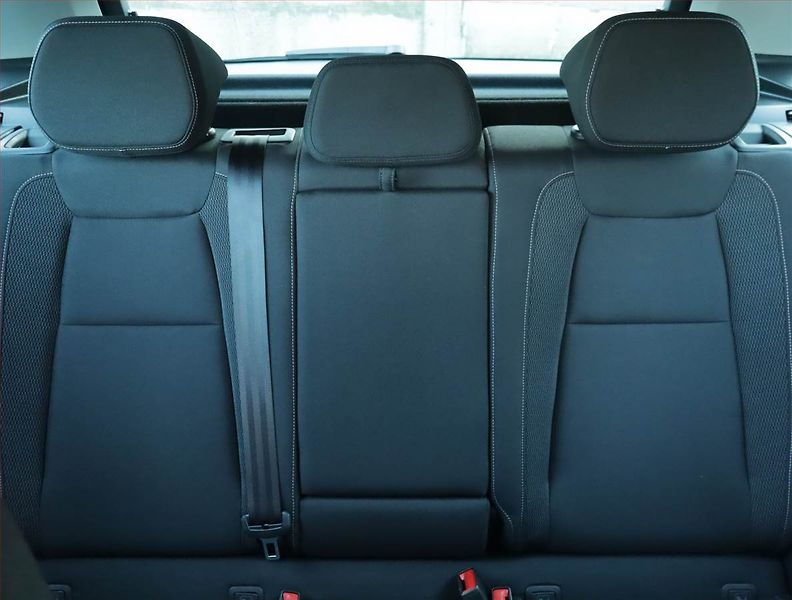 Škoda Karoq (2023) 1.5 TSI - fotka 10 z 24