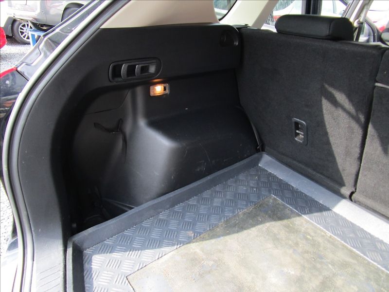 Mazda CX-5 2.2 Skyactiv-D, aut. klima - fotka 33 z 38