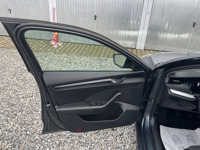 Škoda Octavia 2.0TDi 115PS LED VIRT NAVI DPH - fotka 166 z 189