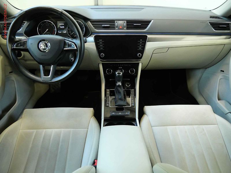 Škoda Superb (2017) 2.0TDi, ČR, DSG, bixen - fotka 8 z 24