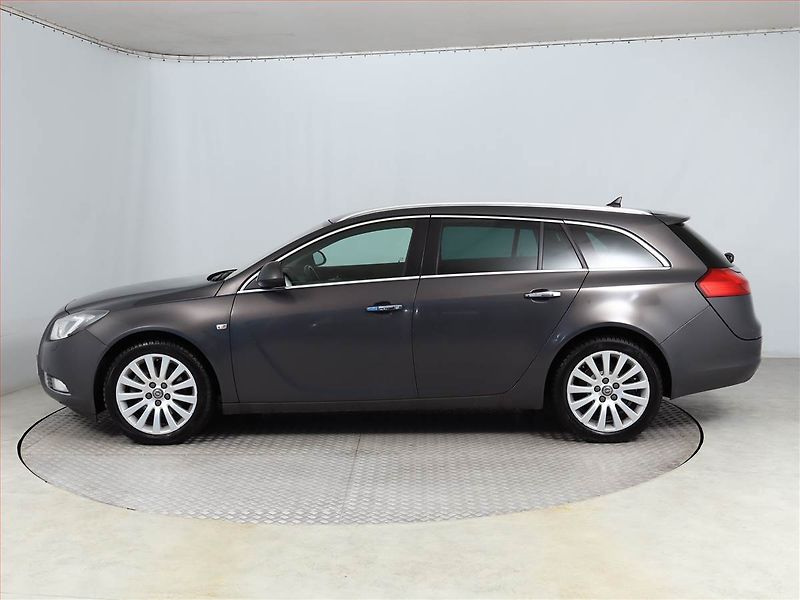 Opel Insignia (2013) Cosmo 2.0 CDTI, 4X4 - fotka 3 z 18