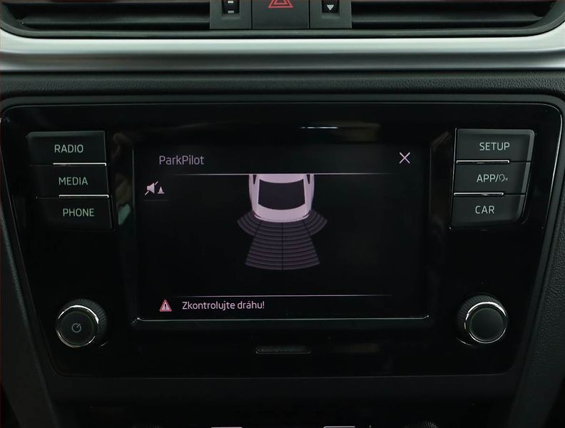 Škoda Rapid (2017) Ambition 1.0 TSI, Serv.kniha - fotka 15 z 15