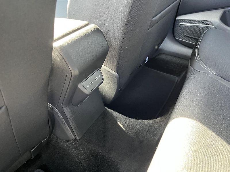 Volkswagen Taigo Style 1,0 TSI 85 kW 7DSG - fotka 20 z 22