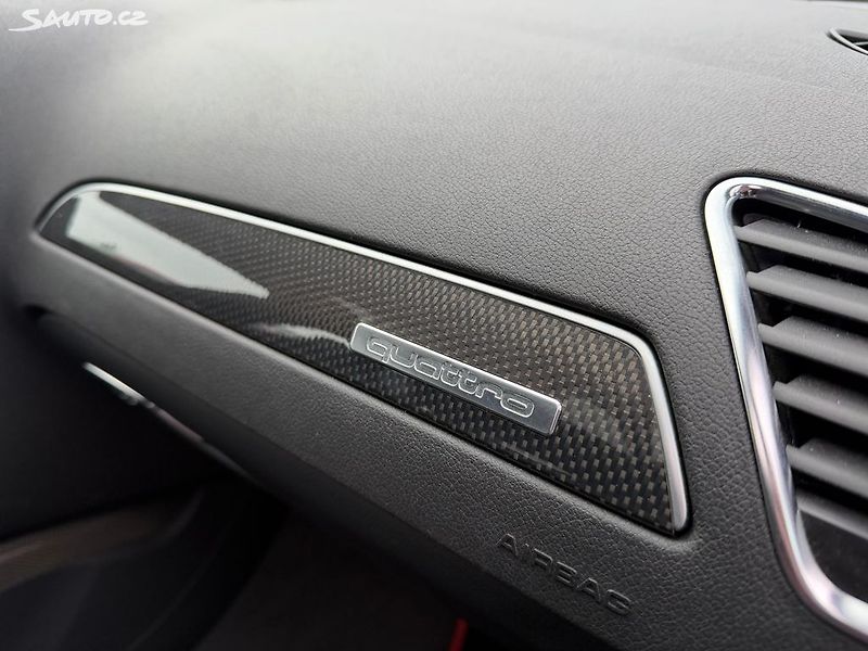 Audi S4 Manual QUATTRO - fotka 12 z 15