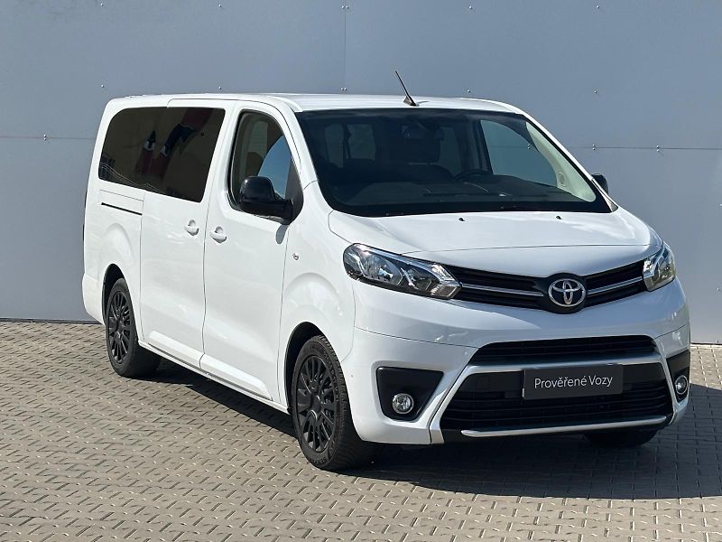 Toyota ProAce Verso 2,0 D-4D L2 Family AT - fotka 6 z 25