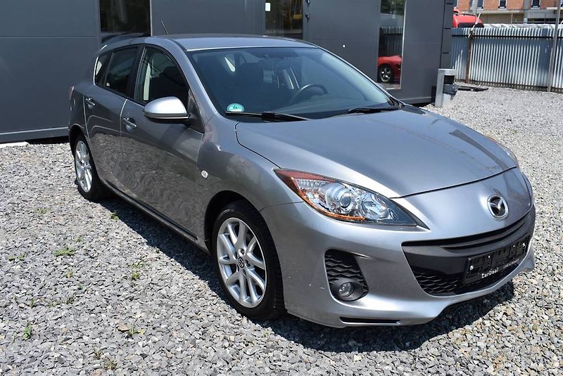 Mazda 3 1,6 16V SPORT,1.M,KRÁSNÁ! - fotka 3 z 18