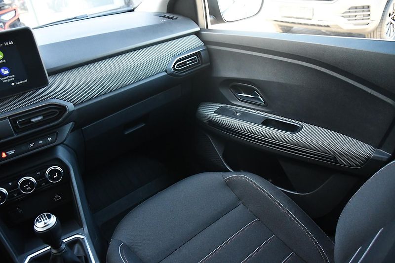 Dacia Jogger 1.0i LPG ZÁRUKA 2.SADA PNEU 1M - fotka 25 z 49