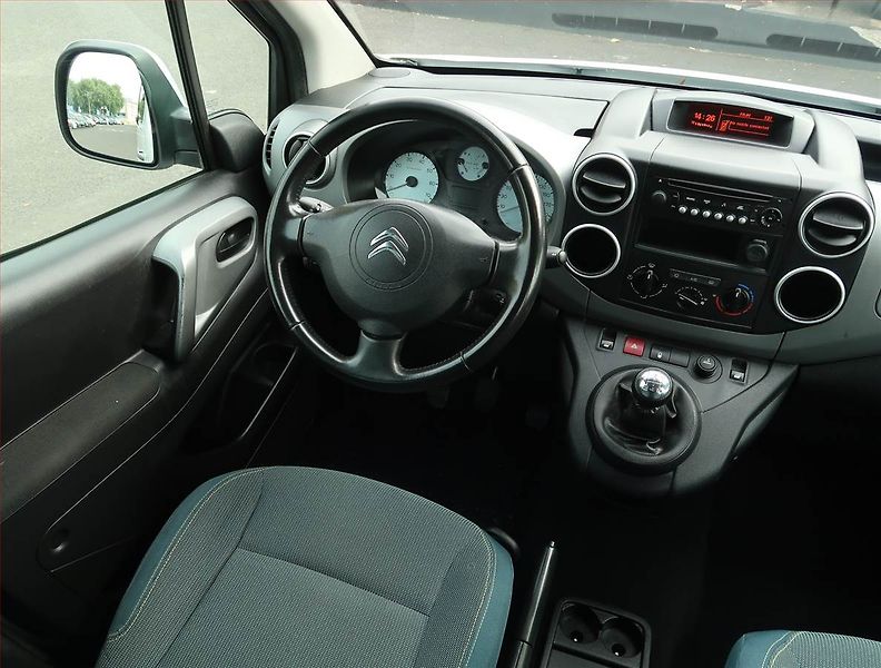 Citroën Berlingo (2018) Feel 1.6 BlueHDi, 5Míst, ČR - fotka 7 z 14