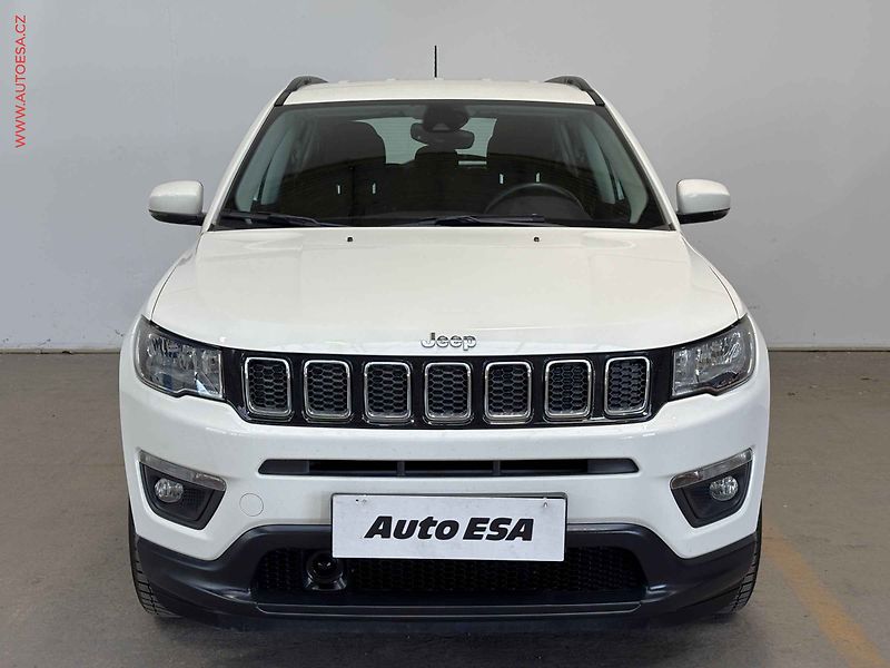 Jeep Compass (2018) 1.4T, ČR, Longitude - fotka 2 z 14