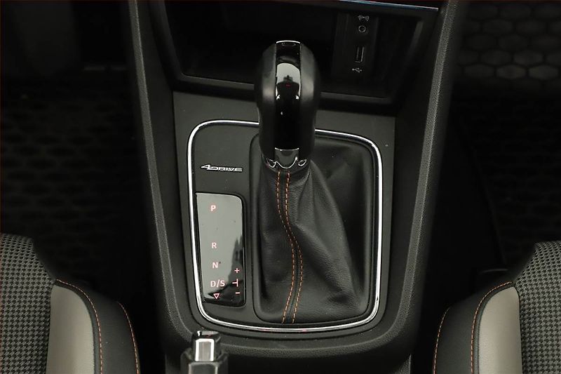 Seat Leon (2016) 2.0 TDI, 4X4, Automat, Kůže - fotka 11 z 18