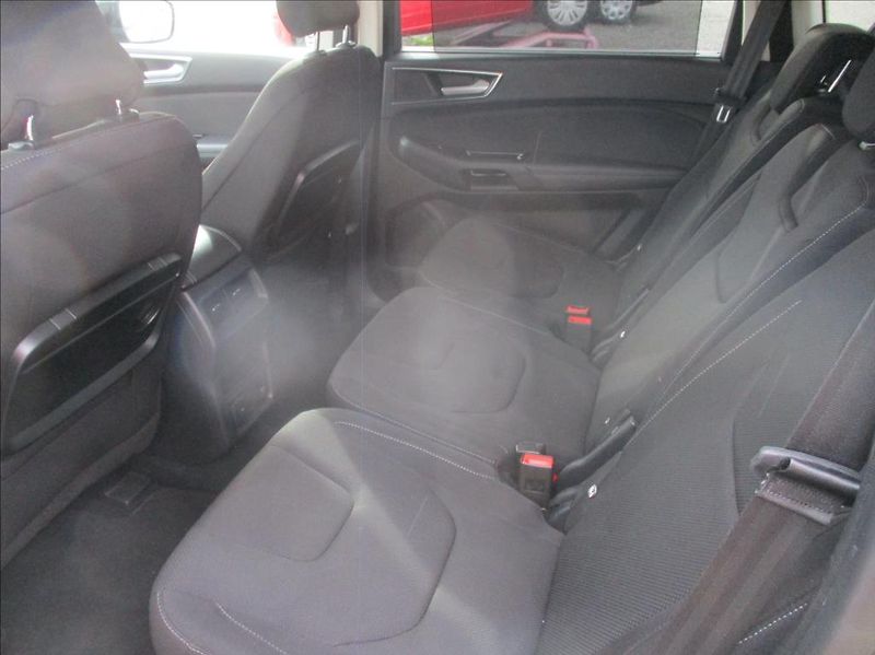 Ford S-MAX 2,0 TDCi, Titanium,servis,DPH, - fotka 14 z 38