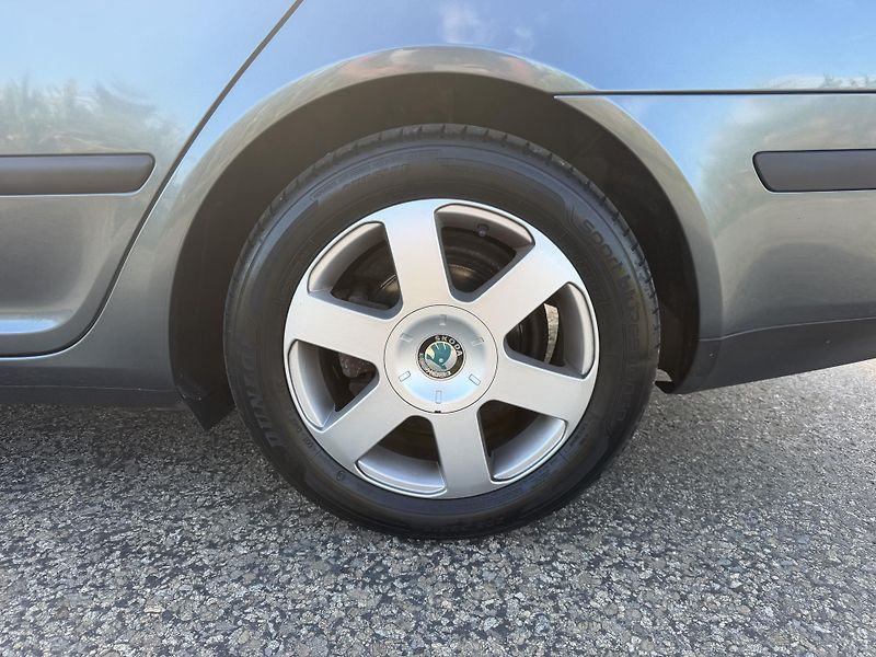 Škoda Octavia 2,0TDI 103kW Elegance BEZ DPF - fotka 16 z 57