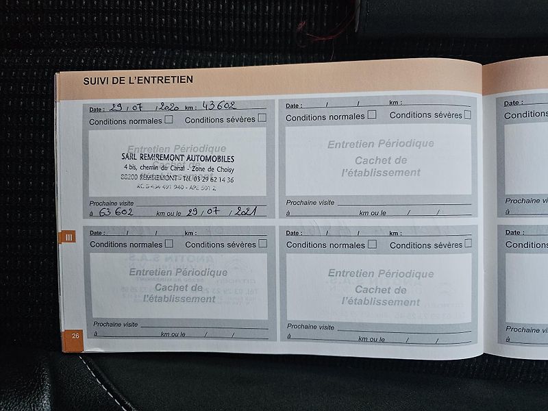 Citroën C4 (2016) 1.2 81kW SHINE,81 000 KM !!! - fotka 47 z 47