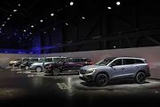 Novž Renault Espace a předchůdci se stejným jménem