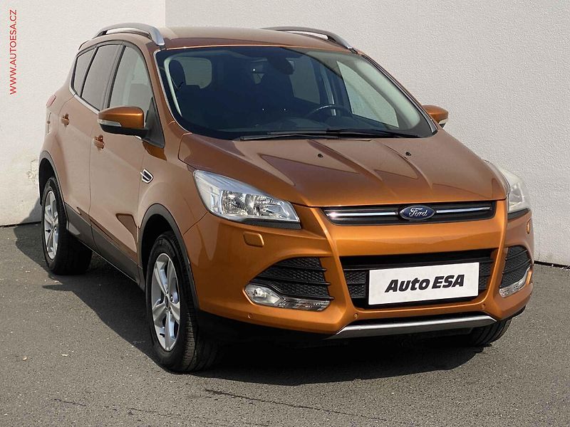 Ford Kuga (2015) 1.5 EB, Trend, navi, +kola - fotografie inzerátu