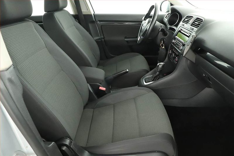 Volkswagen Golf (2012) 2.0 TDI, Automat, po STK - fotka 7 z 17