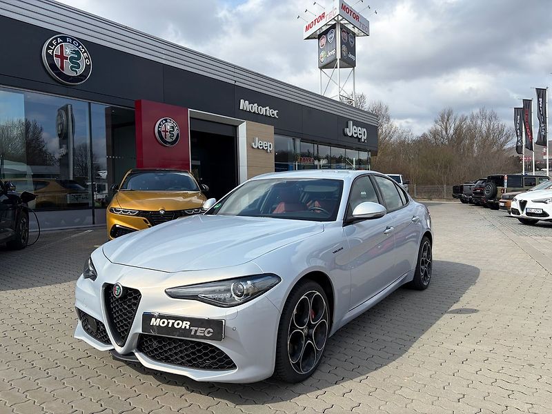 Alfa Romeo Giulia 2.0T 280k AWD Veloce AT8 - fotografie inzerátu