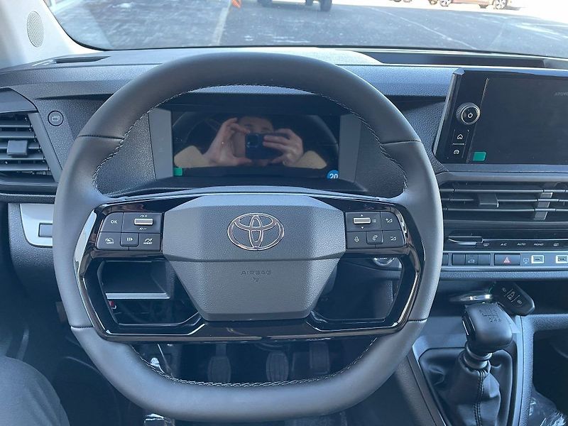Toyota ProAce MC24 Panel Van L2 2.0L - fotka 8 z 10